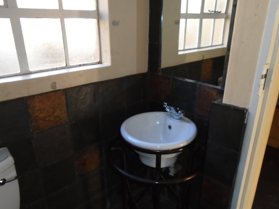To Let 1 Bedroom Property for Rent in Dassie Rand North West